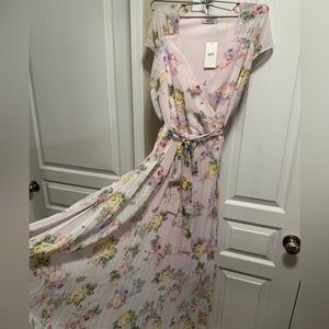 Suzy Shier - Floral Maxi Pleated Dress